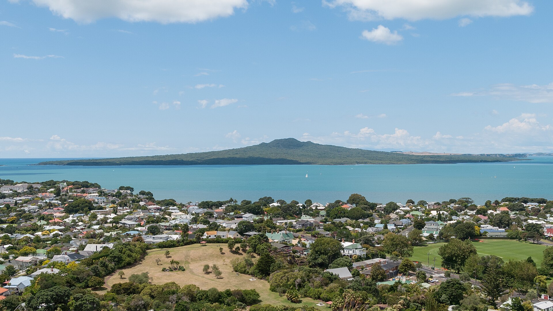 Mount Victoria (Takarunga) in Devonport