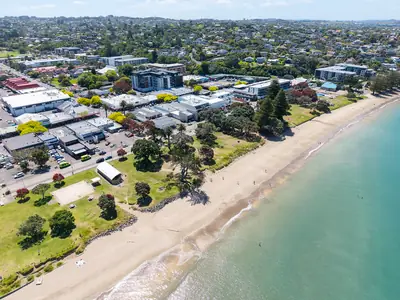 Browns Bay Beach, photo 3