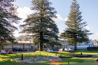 Jellicoe Park, photo 3