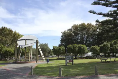 Te Atatū Peninsula Park, photo 3